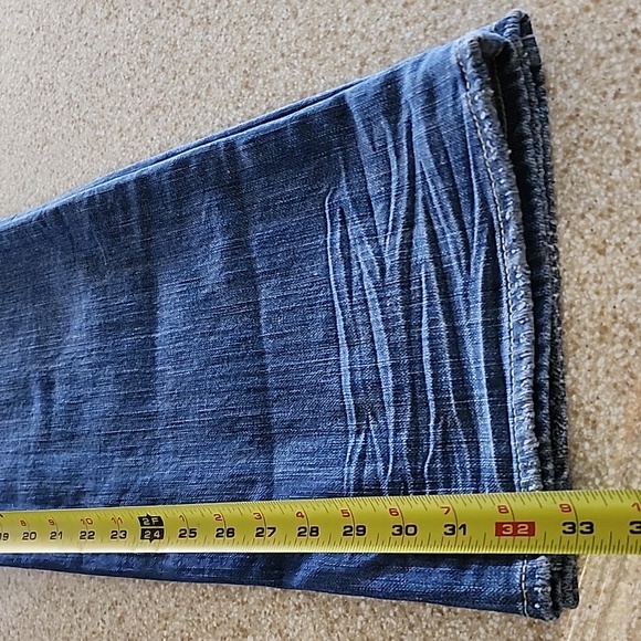 Guess Bootcut Rhinestone Like New Jeans Size 28 - Picture 12 of 13